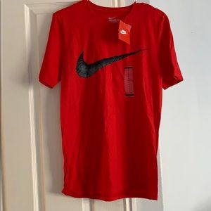 NEW nike shirt